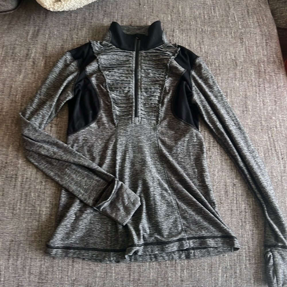 Lululemon run your heart out half zip jacket- size 8